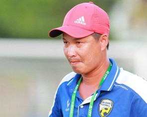 CLB Long An 'thay tướng' để đổi vận ở giải hạng nhất