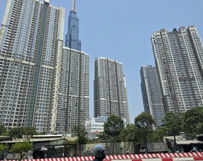 Vì sao giá chung cư TP.HCM duy trì mức cao dù nhà đầu tư bán ra nhiều?