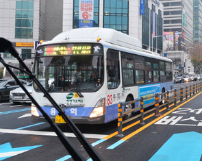 Hàn Quốc: Thanh toán phí giao thông công cộng không cần thẻ