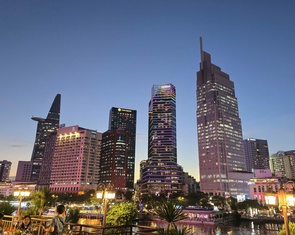 Giá thuê văn phòng hạng A trung tâm TP.HCM gần 65 USD/m²/tháng, top 5 đắt đỏ nhất khu vực