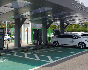 Hàn Quốc giảm phí sạc xe điện vào cuối tuần