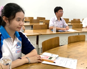 Phổ điểm đánh giá năng lực Đại học Quốc gia TP.HCM tăng, 6% thí sinh vượt 900 điểm