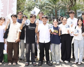 Vì sao Thông tư 19 chưa thể chặn dạy thêm, học thêm?