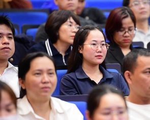 Gần 400 hộ kinh doanh, tiểu thương dự hội thảo về thuế: Hỗ trợ hộ kinh doanh hiểu đúng, làm đúng