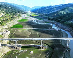 Cảnh báo giữa năm nay El Nino rất mạnh, nguy cơ hạn hán diện rộng