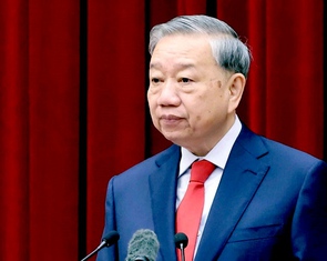 Tổng Bí thư Tô Lâm ký kết luận Hội nghị Trung ương 2 về thực hiện mục tiêu tăng trưởng 2 con số