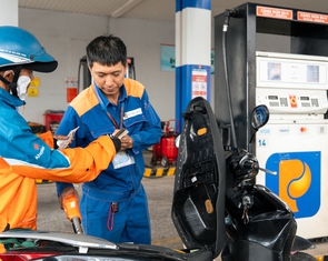 Đề xuất 8.000 tỉ ngân sách tạm ứng bình ổn giá xăng dầu sẽ chuyển vào tài khoản được phong tỏa