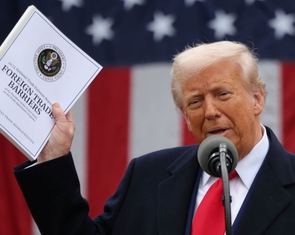 Mỹ sắp tiến hành hoàn trả 166 tỉ USD tiền thuế quan