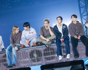 Kỷ lục của BTS vẫn chưa dừng lại, sánh ngang Taylor Swift, Bad Bunny