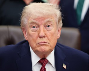 Tỉ lệ ủng hộ ông Trump tại Mỹ chỉ đạt 36%