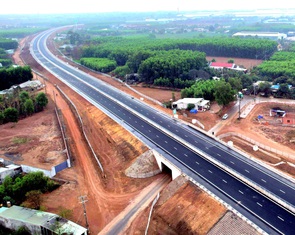 Cao tốc Biên Hòa - Vũng Tàu khai thác tạm trước 30-4: Chỉ cho ô tô con dưới 9 chỗ đi vào