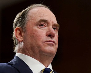 Vì sao Bộ trưởng Hải quân Mỹ bị sa thải?