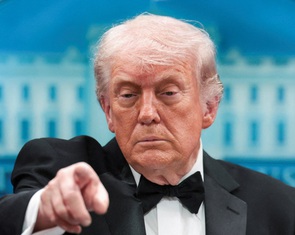 Ông Trump có khả năng là mục tiêu trong vụ nổ súng tại dạ tiệc Nhà Trắng