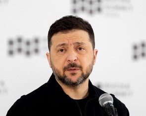 Ông Zelensky: Sẵn sàng điều đoàn hộ tống và tác chiến điện tử giúp mở lại eo biển Hormuz