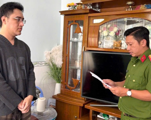 Lừa vay tiền 'đáo hạn vài ngày', chiếm đoạt 30 tỉ