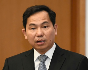 Quốc hội khóa mới bầu lãnh đạo chủ chốt Nhà nước và kiện toàn các chức danh nào?