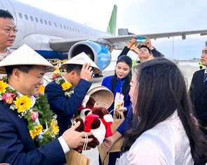 Du khách Trung Quốc sang Việt Nam quét QR Alipay, thanh toán ‘như ở nhà’
