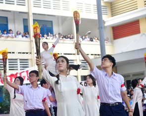 Giờ ra chơi 'bùng nổ' ở Trường THPT Nguyễn Thị Diệu
