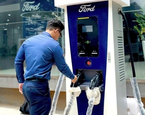 Liên minh trạm sạc xe điện ở Việt Nam: Chủ xe được lợi hơn hay vẫn loay hoay như cũ?
