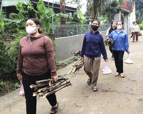 Xúc động chuyện chị em vùng quê góp gạo, góp củi lo hậu sự cho người nghèo