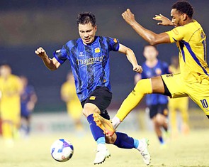 Vòng 22 V-League 2025 - 2026: Tâm điểm sân Pleiku