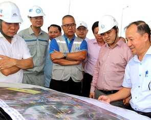 Lãnh đạo Đồng Nai - TP.HCM khảo sát vị trí làm metro kết nối vào sân bay Long Thành