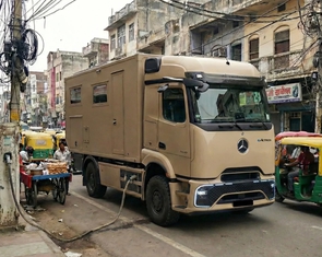 Nhà di động điện đầu tiên chạy vòng quanh thế giới: 40.000km qua 38 quốc gia chỉ với 80 lần sạc