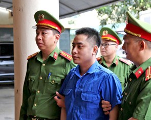 Bùi Đình Khánh và đồng bọn bị truy tố về những hành vi nào?
