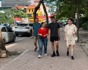 Hà Nội tính cho thuê vỉa hè làm nơi kinh doanh: Chuyên gia nói gì?