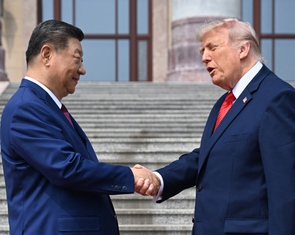 Ông Trump hết lời ca ngợi ông Tập, nói vinh dự khi được làm bạn cùng