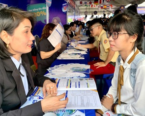 Thí sinh có được miễn lệ phí xét tuyển đại học năm 2026?