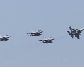 Reuters: Pakistan triển khai máy bay chiến đấu và 8.000 quân tới Saudi Arabia
