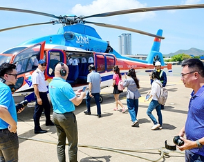 Vé máy bay 'ngốn' cả chục triệu đồng, tour hè linh hoạt chiều khách