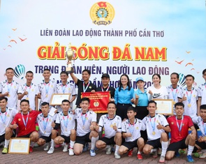 Công đoàn cơ sở Công ty Taekwang vô địch, đại diện Cần Thơ dự Giải bóng đá công nhân toàn quốc
