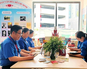 Đưa Không gian văn hóa Hồ Chí Minh lên mạng