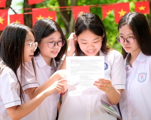 Vì sao đề văn thi lớp 10 Hà Nội khiến nhiều giáo viên 'thở phào'?