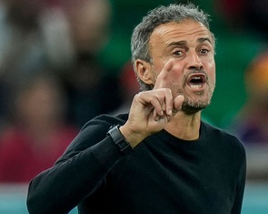 HLV Enrique: 'Cả PSG và Arsenal đều xứng đáng vô địch Champions League'