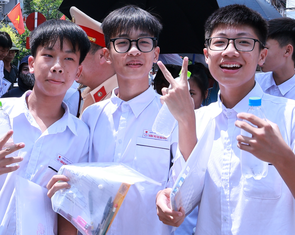 Kết thúc môn thi đầu tiên kỳ thi vào lớp 10 ở Hải Phòng, thí sinh đánh giá đề vừa sức