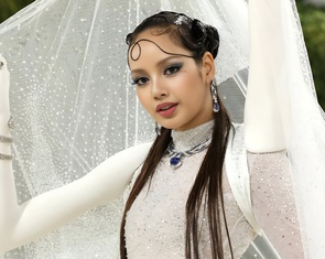 Vợ tỉ phú Jeff Bezos, BlackPink và dàn sao đổ bộ đêm hội thời trang lớn nhất hành tinh Met Gala