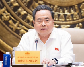 Chủ tịch Quốc hội Trần Thanh Mẫn ký các nghị quyết phê chuẩn, bổ nhiệm cán bộ