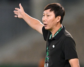 HLV Kim Sang Sik: 'Không dễ đấu Hàn Quốc, nhưng tuyển Việt Nam có thể tiến xa'