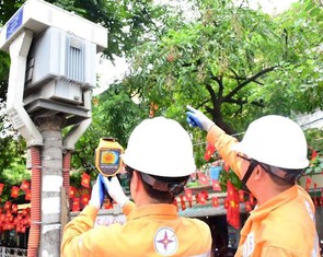 Các tổng công ty điện lực cảnh báo tiền điện có thể tăng đột biến trong tháng 6