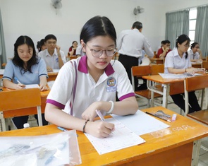 Thi tốt nghiệp THPT 2026: Hôm nay thí sinh thi môn tự chọn, môn lịch sử thi đông nhất