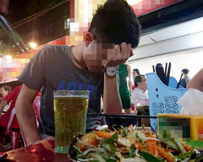 Hệ quả của thức khuya, đồ ăn nhanh...