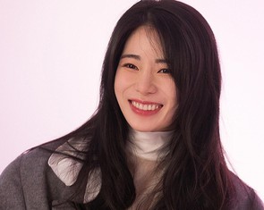 Cẩm nang kéo dài đôi chân của 'ác nữ' Lim Ji Yeon
