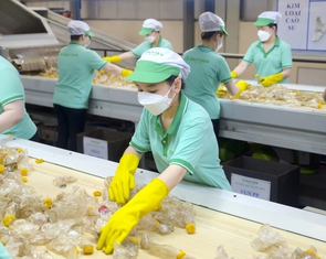 'Chiếc áo mới' của EPR