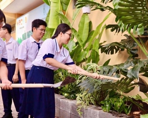 Tin tức sáng 28-6: TP.HCM khánh thành nhiều vườn cây đại đoàn kết; Đề xuất phạt đến 50 triệu vi phạm dạy thêm