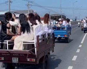 Mức phạt 4 tài xế xe ba bánh chở đoàn đưa dâu vi phạm giao thông