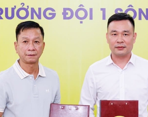 Sông Lam Nghệ An 'giữ chân' HLV Văn Sỹ Sơn