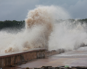 Xác suất cao nhất El Nino đạt cường độ rất mạnh, mưa bão những tháng tới thế nào?